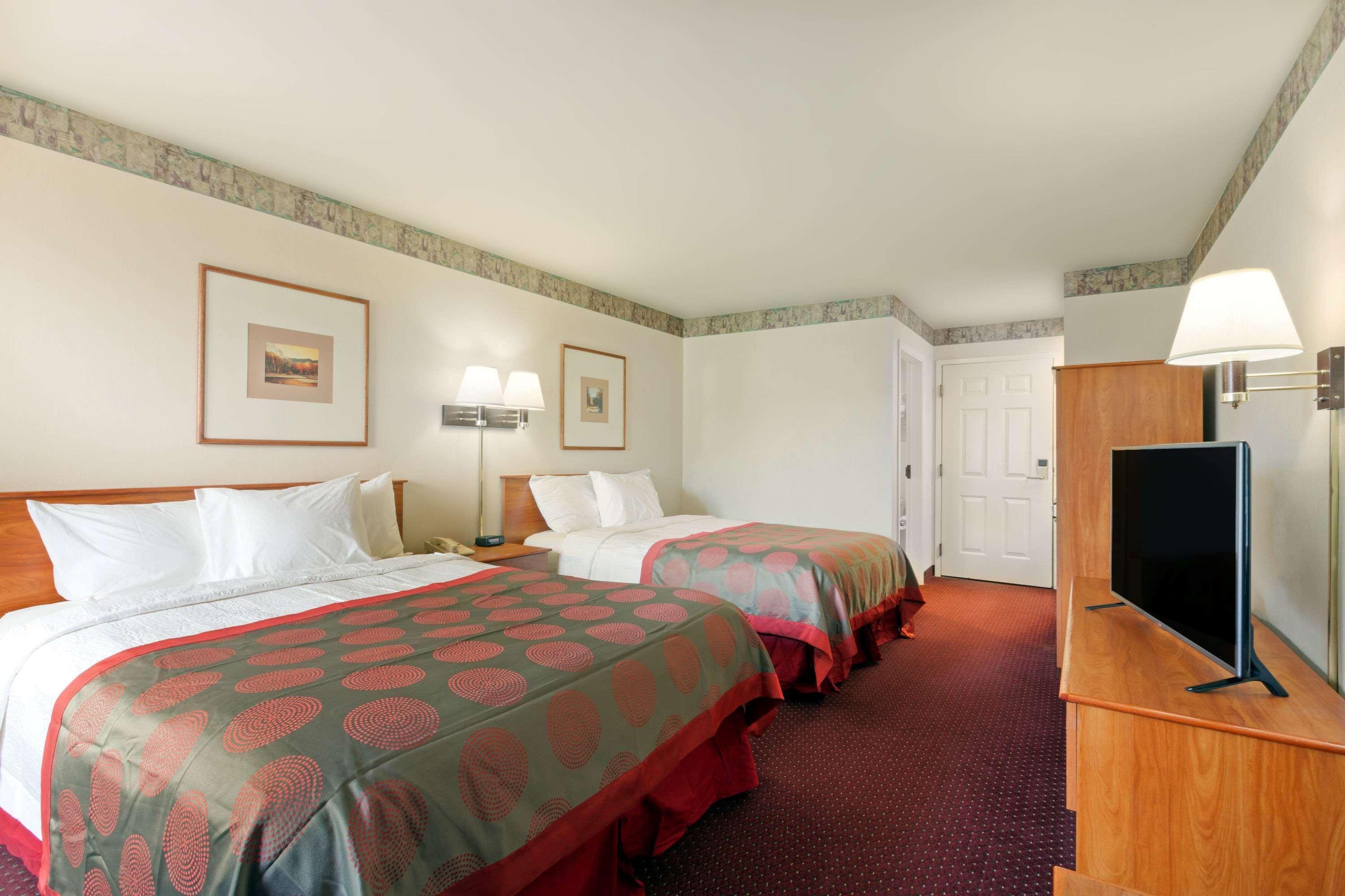 Ramada Limited Airport Tukwila Hotel Екстериор снимка